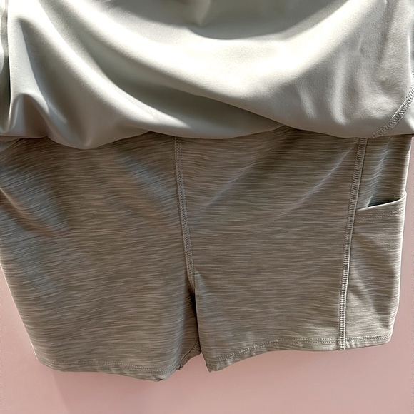 ASICS Mint Green Skort Size M NWT - Picture 8 of 8